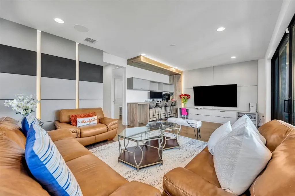 7613 Toscana Boulevard Orlando FL 32819