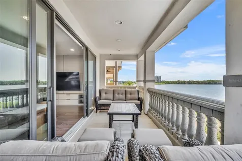 7613 Toscana Boulevard Orlando FL 32819