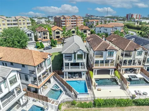 7613 Toscana Boulevard Orlando FL 32819