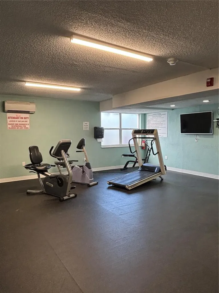 935 S Atlantic Avenue Daytona Beach FL 32118