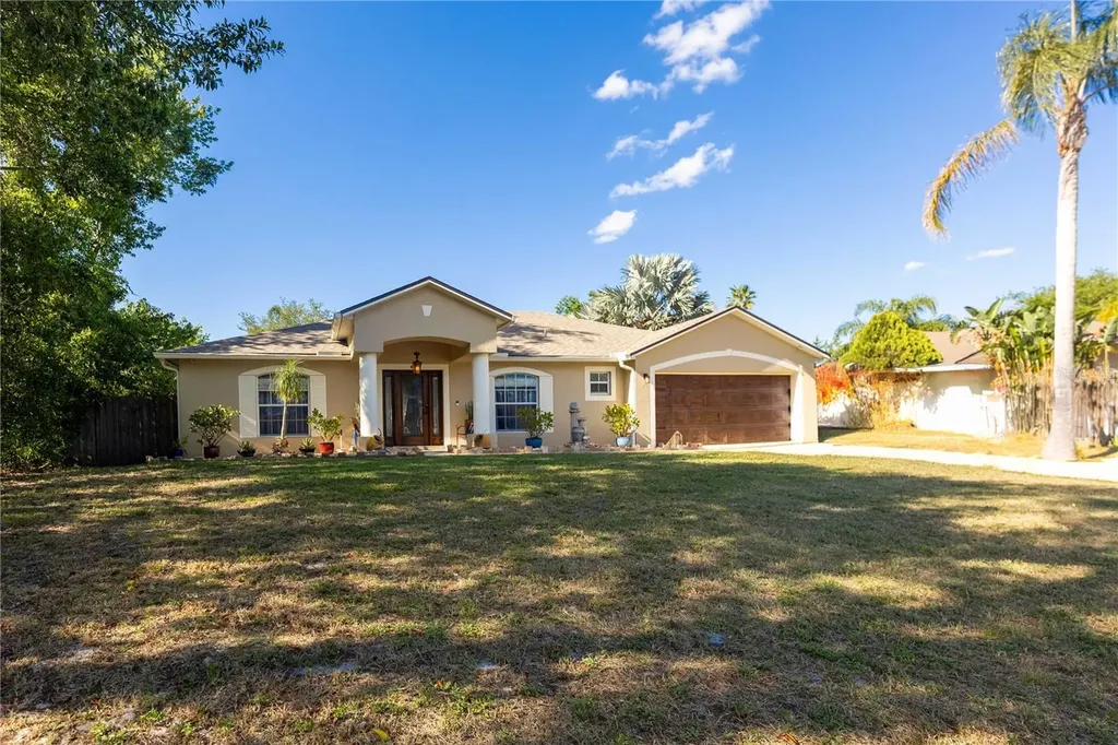 814 Vercelli Street Deltona FL 32725