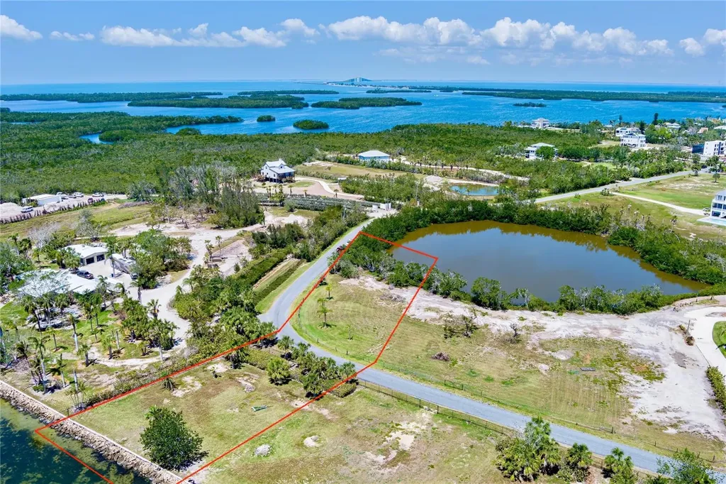 285 Horseshoe Loop Road Terra Ceia FL 34250