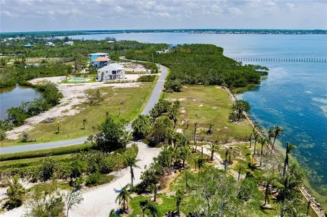 285 Horseshoe Loop Road Terra Ceia FL 34250
