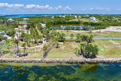 285 Horseshoe Loop Road Terra Ceia FL 34250