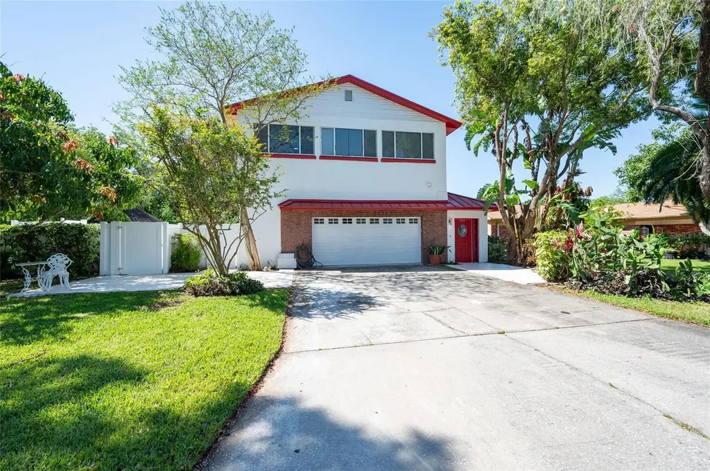 3302 W Caracas Street Tampa FL 33614