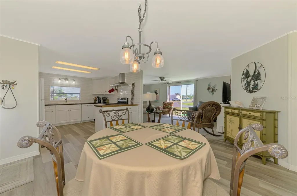 1376 Flamingo Drive Englewood FL 34224
