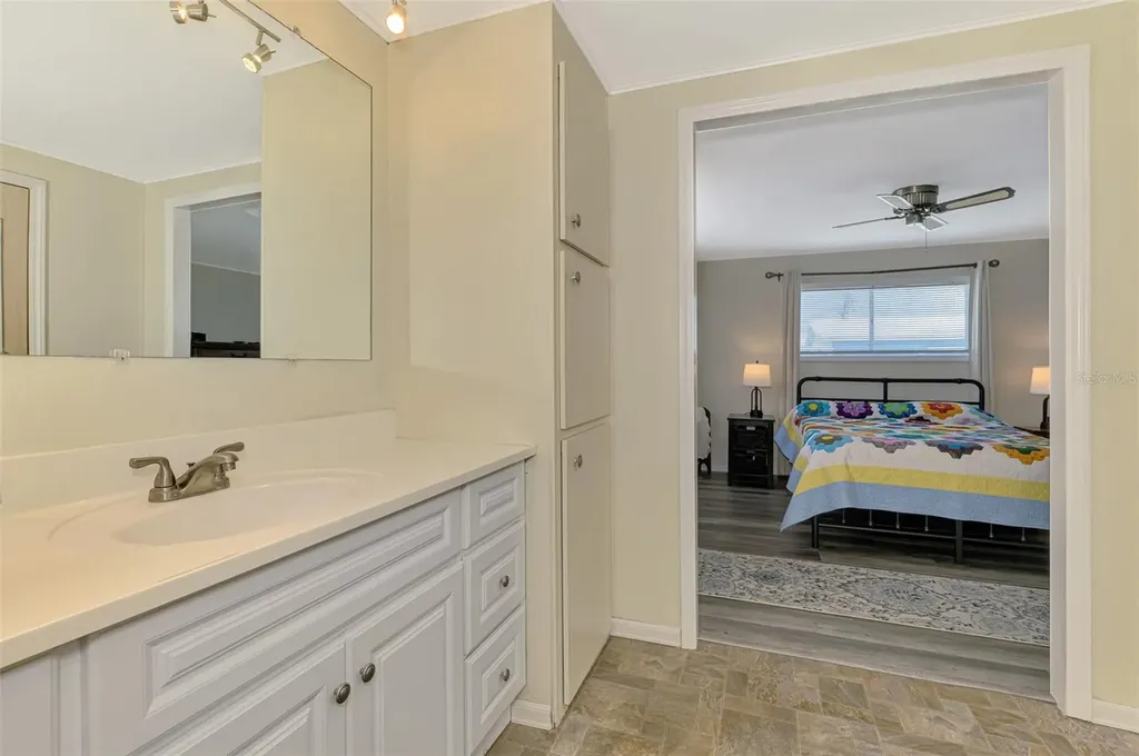 1376 Flamingo Drive Englewood FL 34224