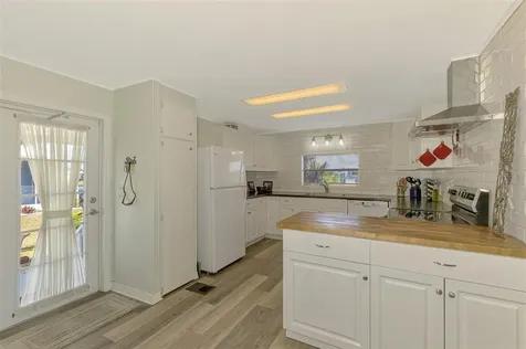 1376 Flamingo Drive Englewood FL 34224