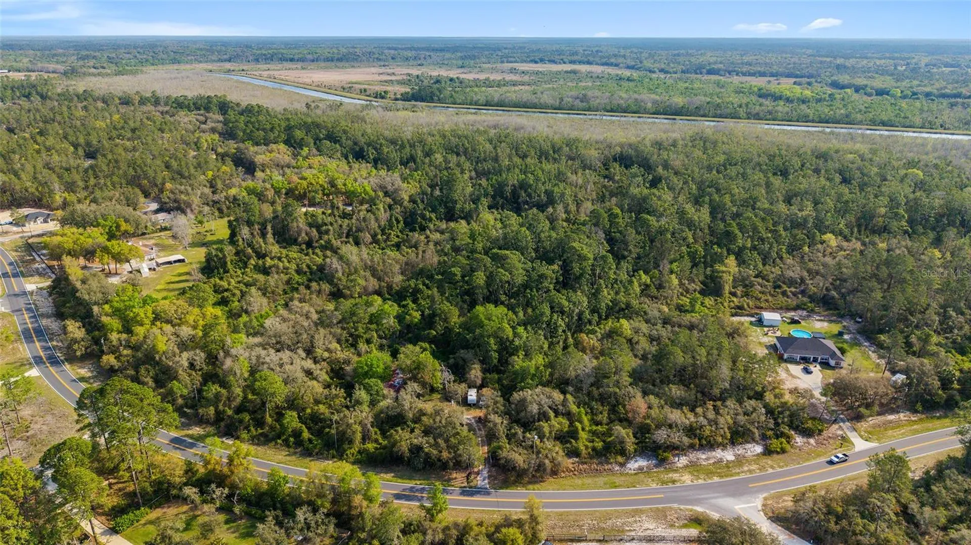 475 Fisher Road Ocklawaha FL 32179