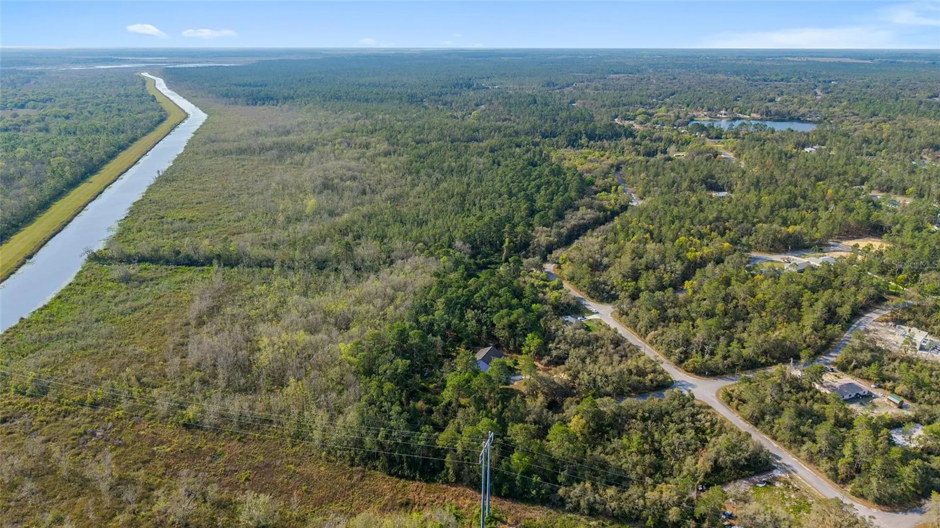 475 Fisher Road Ocklawaha FL 32179