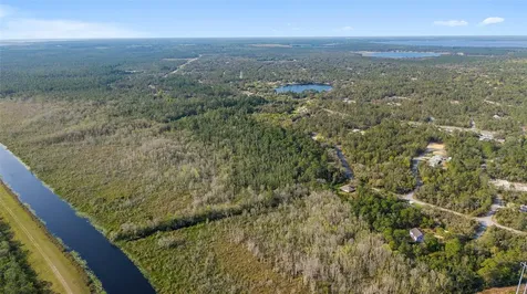475 Fisher Road Ocklawaha FL 32179