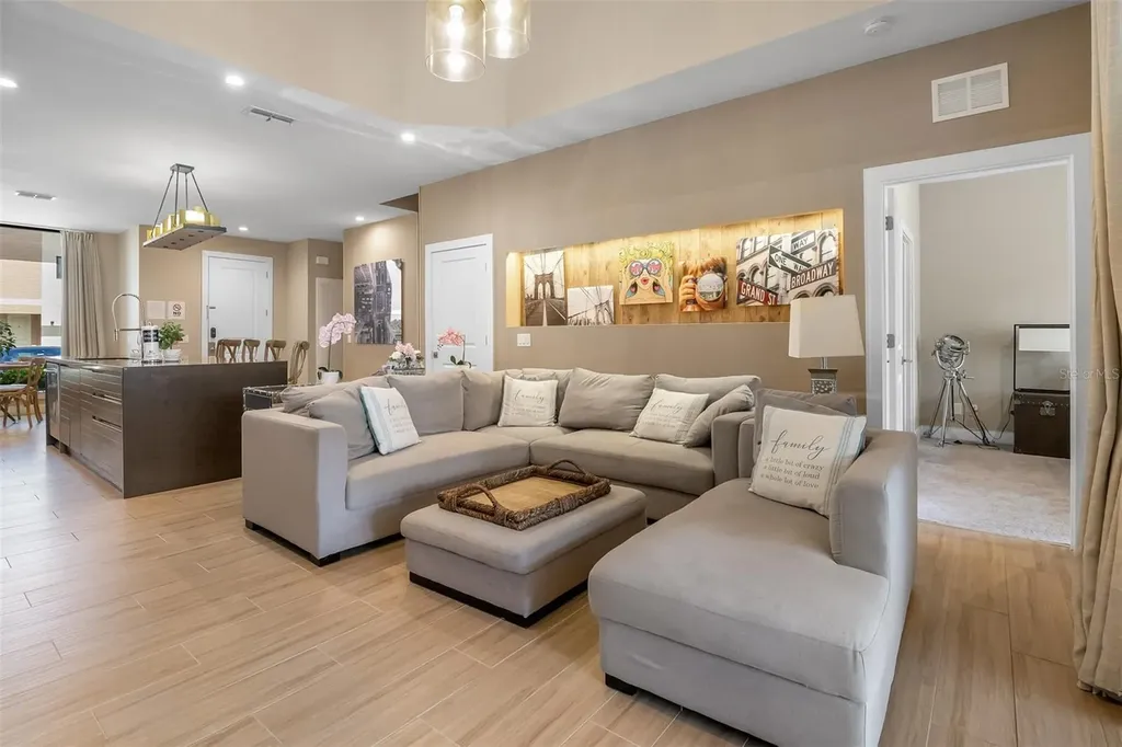 7567 Brooklyn Drive Kissimmee FL 34747