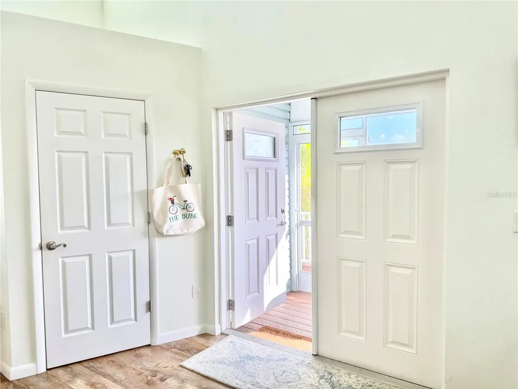 16204 3rd Street E Redington Beach FL 33708