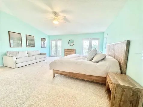 16204 3rd Street E Redington Beach FL 33708