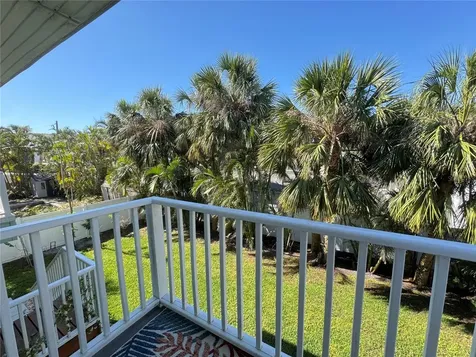 16204 3rd Street E Redington Beach FL 33708