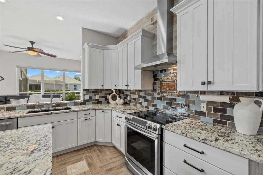 4715 Spinnaker Drive Bradenton FL 34208