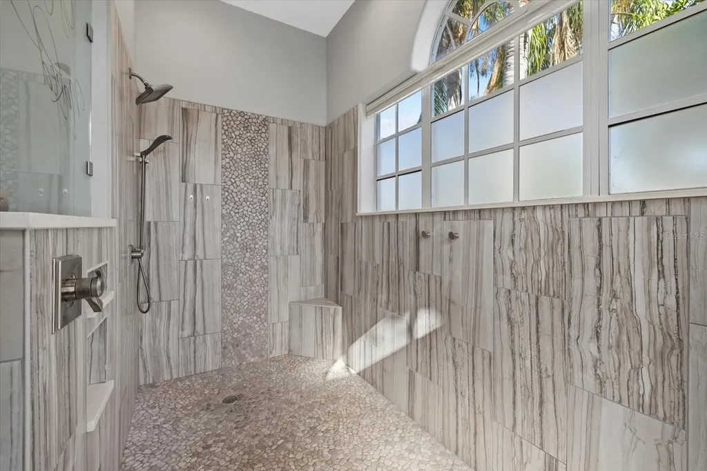 4715 Spinnaker Drive Bradenton FL 34208