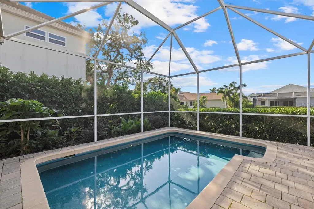 4715 Spinnaker Drive Bradenton FL 34208