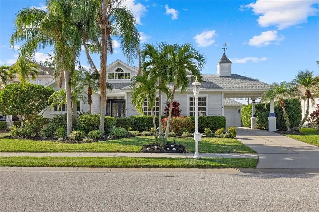 4715 Spinnaker Drive Bradenton FL 34208