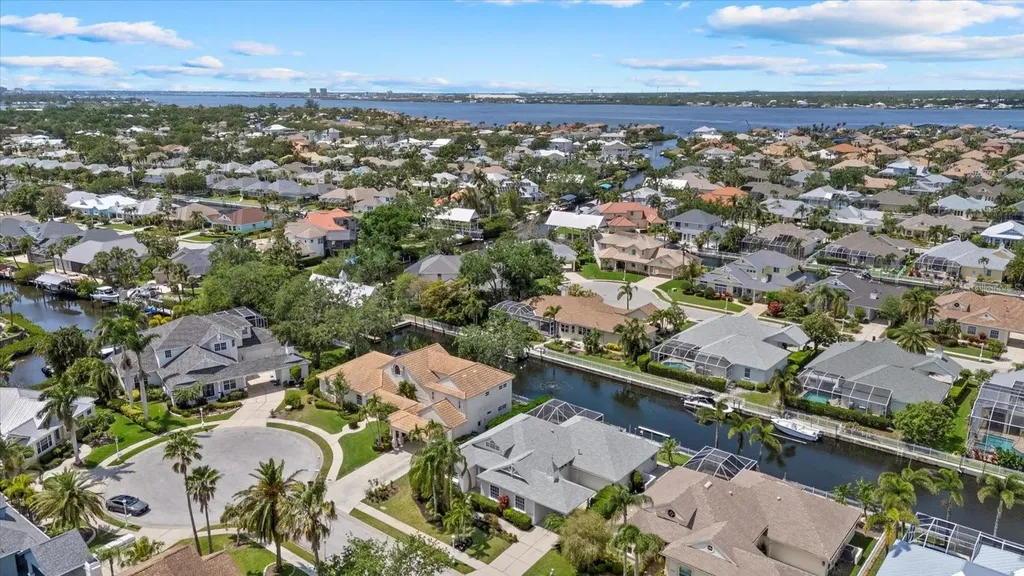4715 Spinnaker Drive Bradenton FL 34208