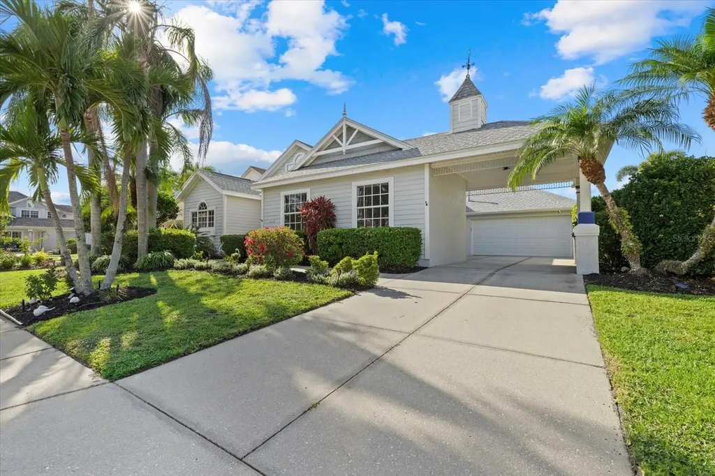 4715 Spinnaker Drive Bradenton FL 34208