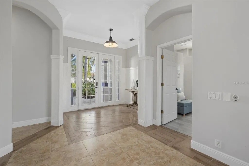 4715 Spinnaker Drive Bradenton FL 34208
