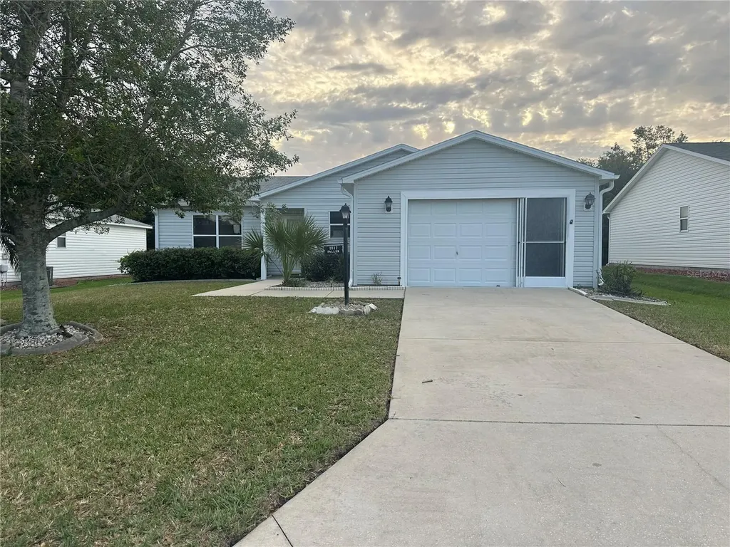 1812 Sanibel Court The Villages FL 32162