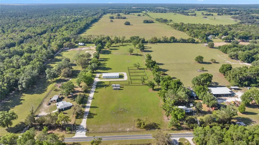 19340 SW 5th Place Dunnellon FL 34431