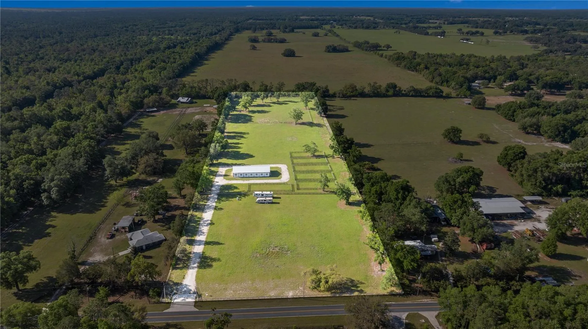 19340 SW 5th Place Dunnellon FL 34431