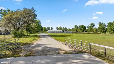 19340 SW 5th Place Dunnellon FL 34431