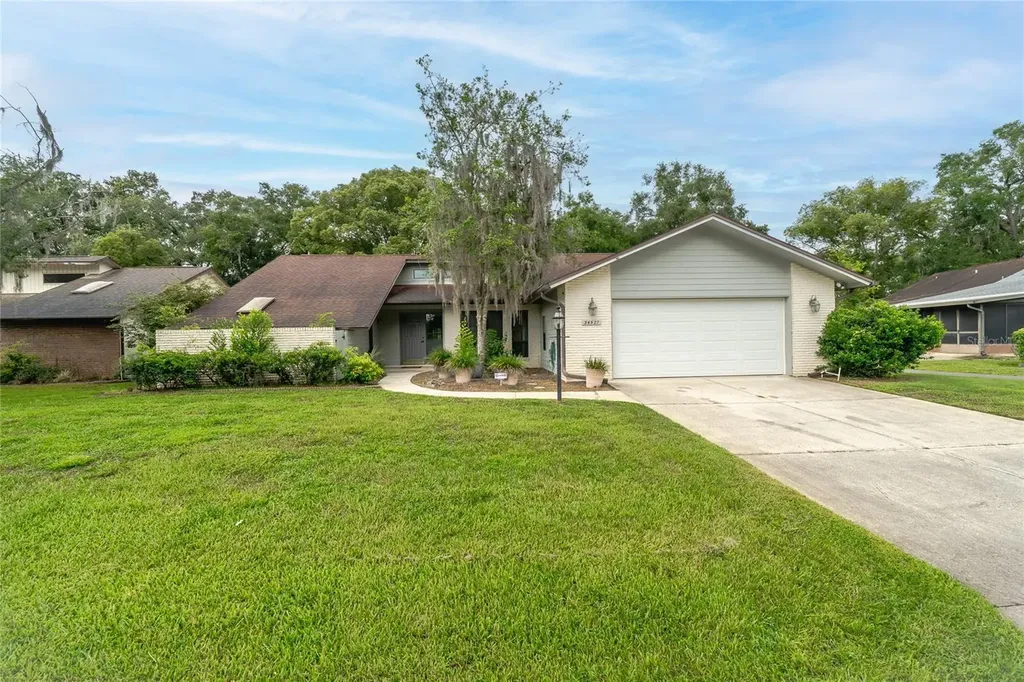 34527 Cedarfield Drive Dade City FL 33523