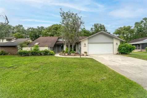 34527 Cedarfield Drive Dade City FL 33523