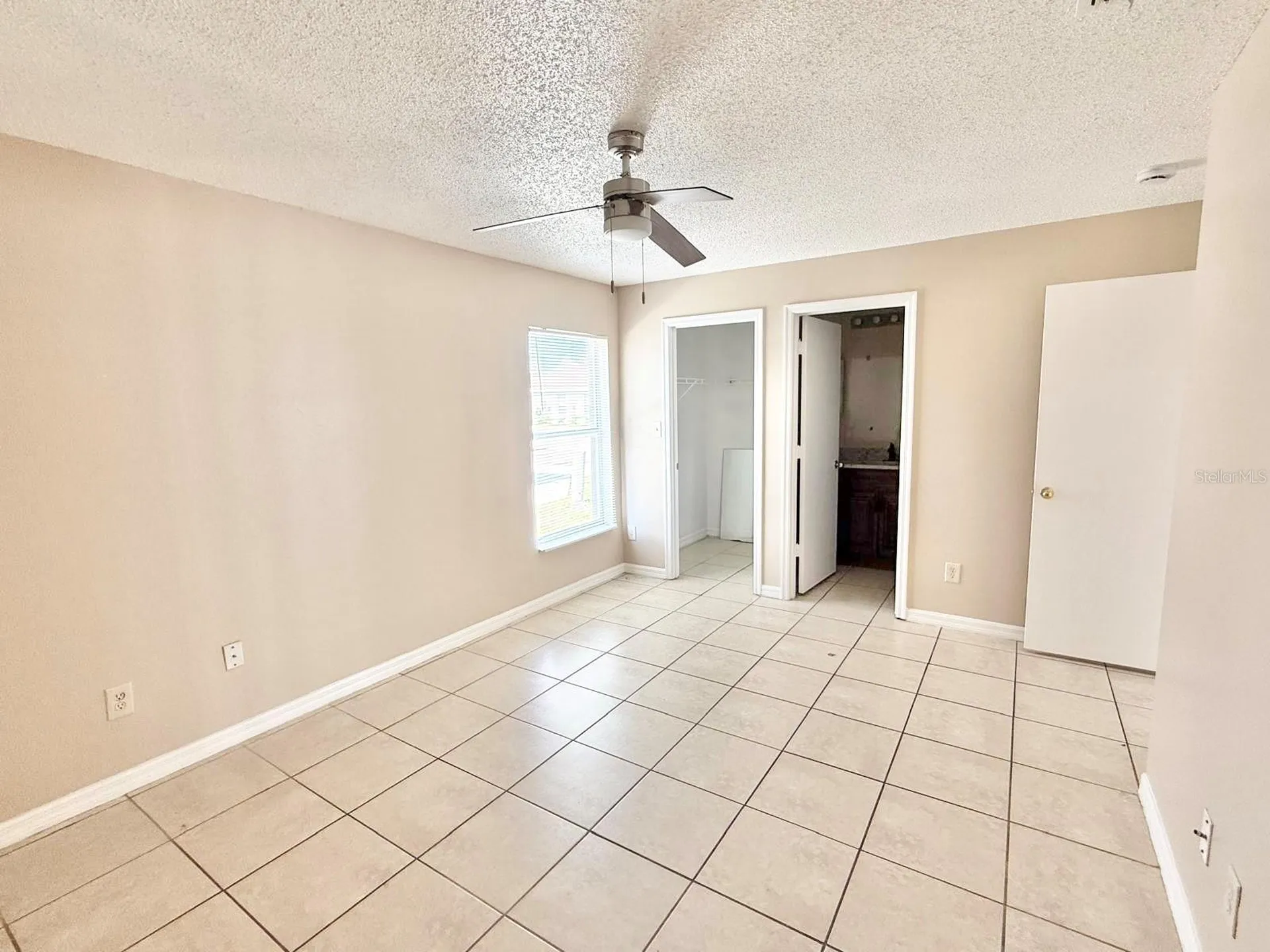 2414 Harbor Town Drive Kissimmee FL 34744