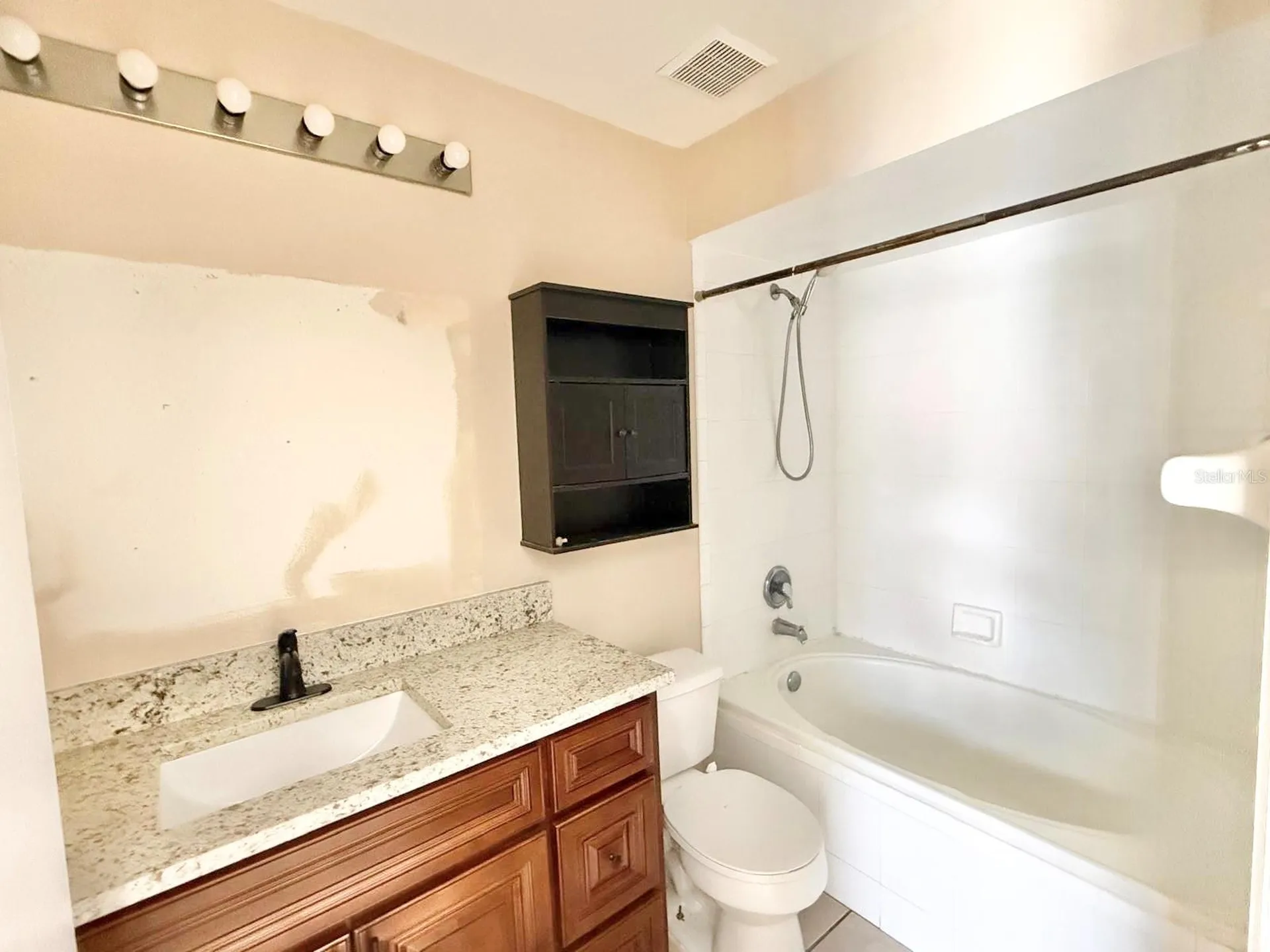 2414 Harbor Town Drive Kissimmee FL 34744