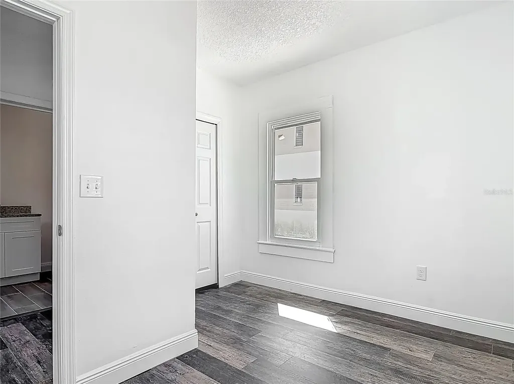 547 N Ridgewood Avenue Daytona Beach FL 32114