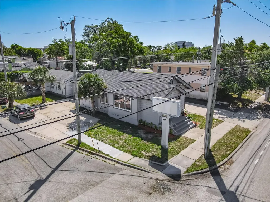 547 N Ridgewood Avenue Daytona Beach FL 32114