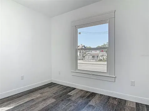 547 N Ridgewood Avenue Daytona Beach FL 32114