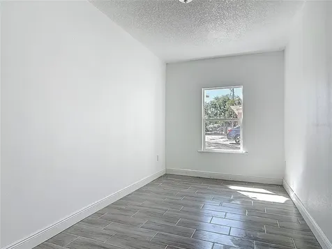 547 N Ridgewood Avenue Daytona Beach FL 32114