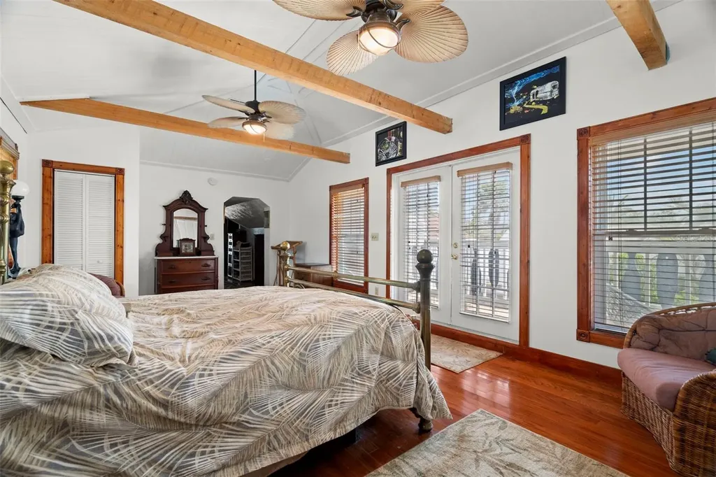 806 Narcissus Avenue Clearwater Beach FL 33767