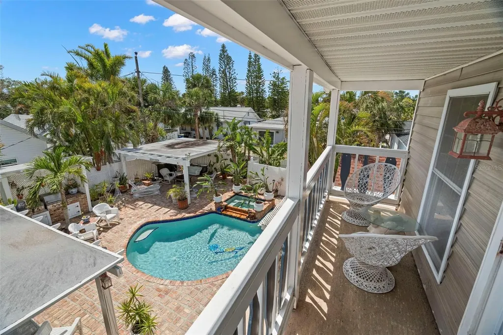 806 Narcissus Avenue Clearwater Beach FL 33767