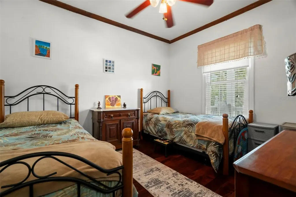 806 Narcissus Avenue Clearwater Beach FL 33767