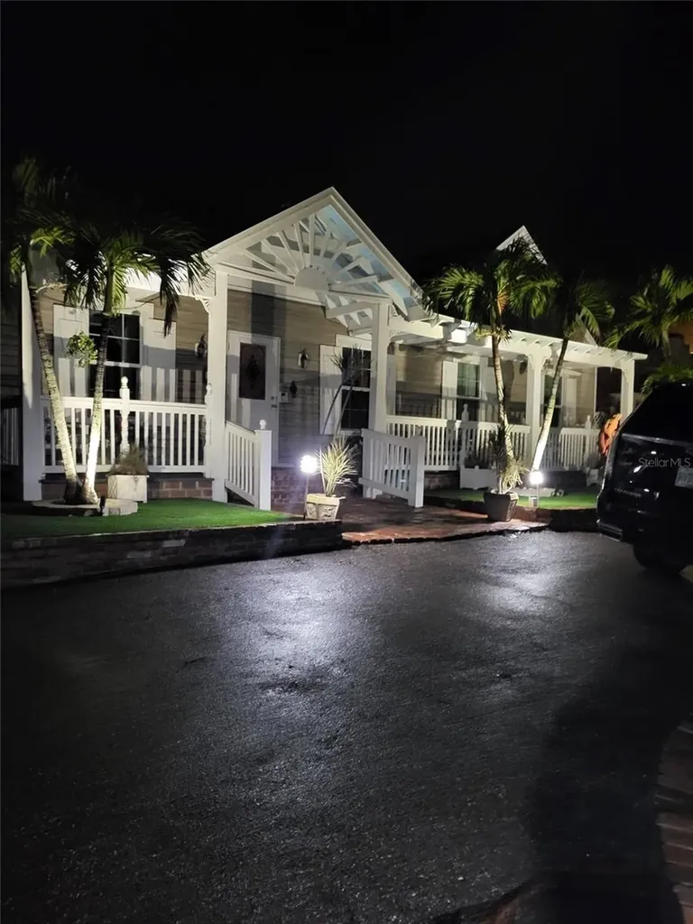 806 Narcissus Avenue Clearwater Beach FL 33767