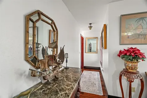 806 Narcissus Avenue Clearwater Beach FL 33767