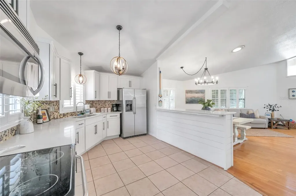 1261 12th Court SW Largo FL 33770