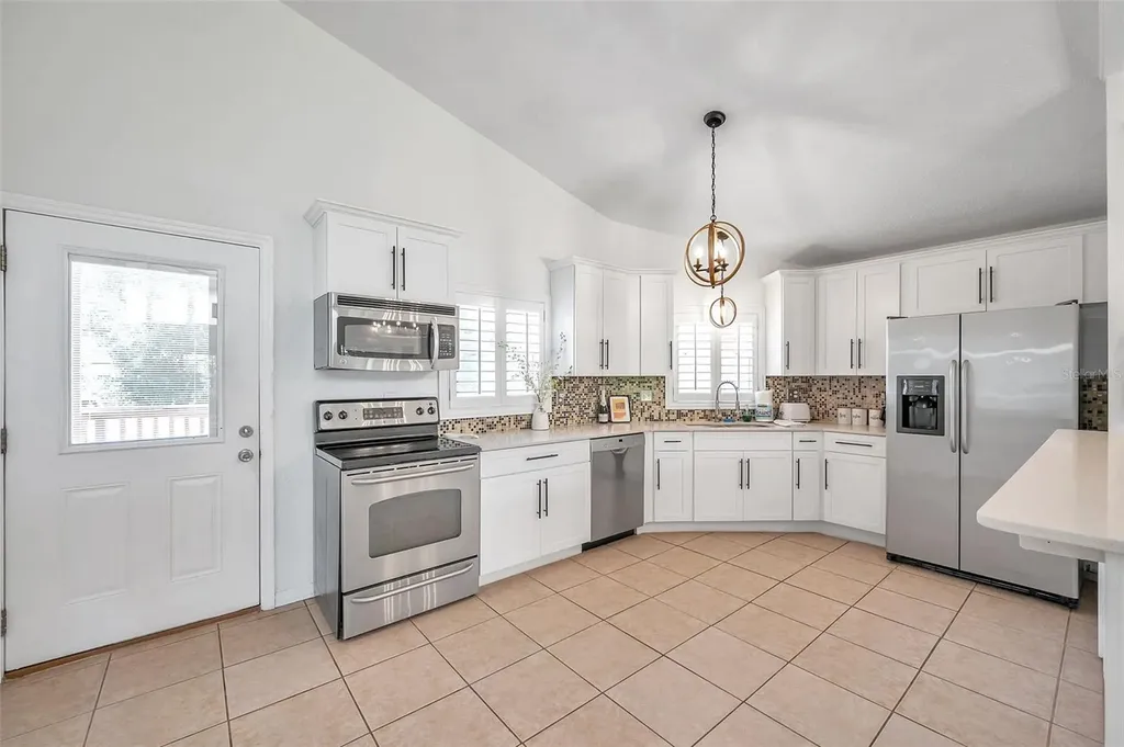 1261 12th Court SW Largo FL 33770
