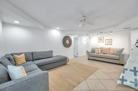 1261 12th Court SW Largo FL 33770