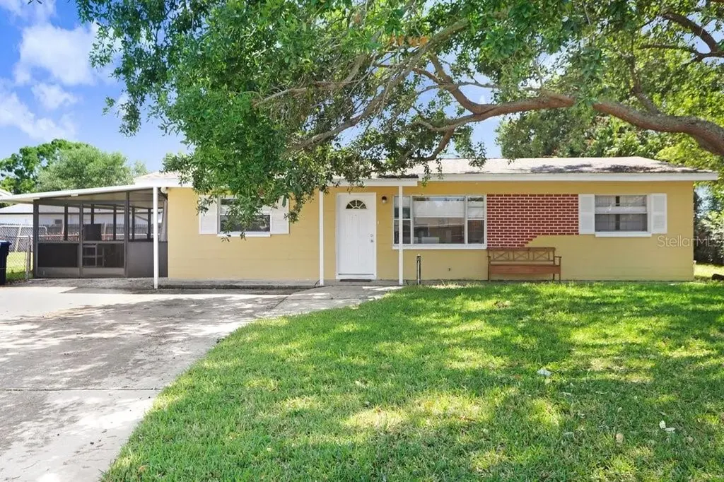 3214 W Rogers Avenue Tampa FL 33611
