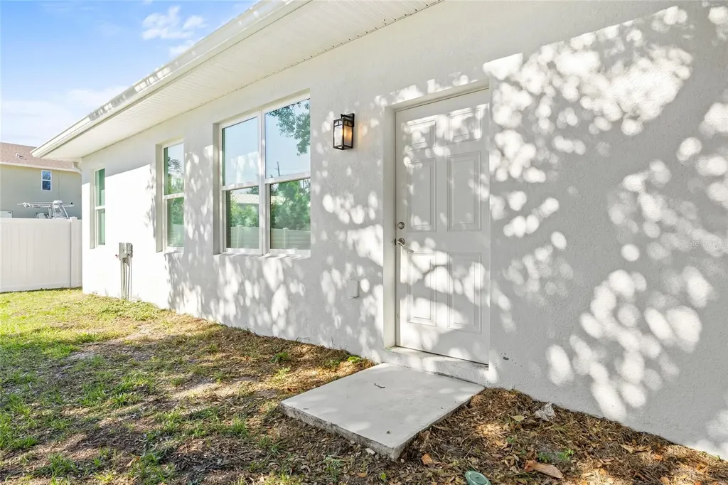 3005 E 17th Avenue Tampa FL 33605