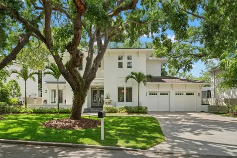 4204 W Beachway Drive Tampa FL 33609