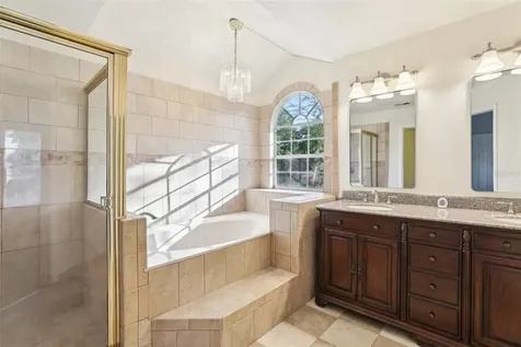 981 Piedmont Oaks Drive Apopka FL 32703